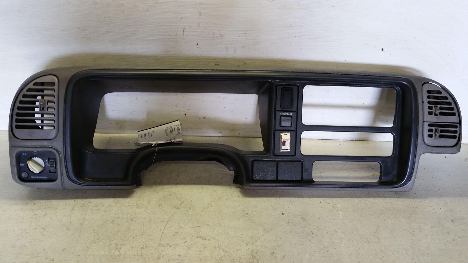 CHEVY 3500 DASHBOARD